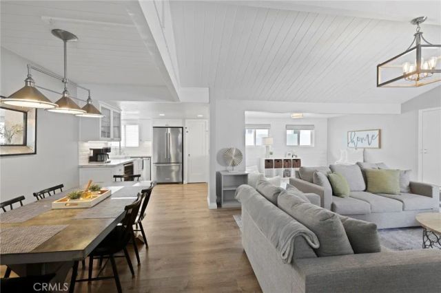 412 Colton Street, Newport Beach, CA 92663