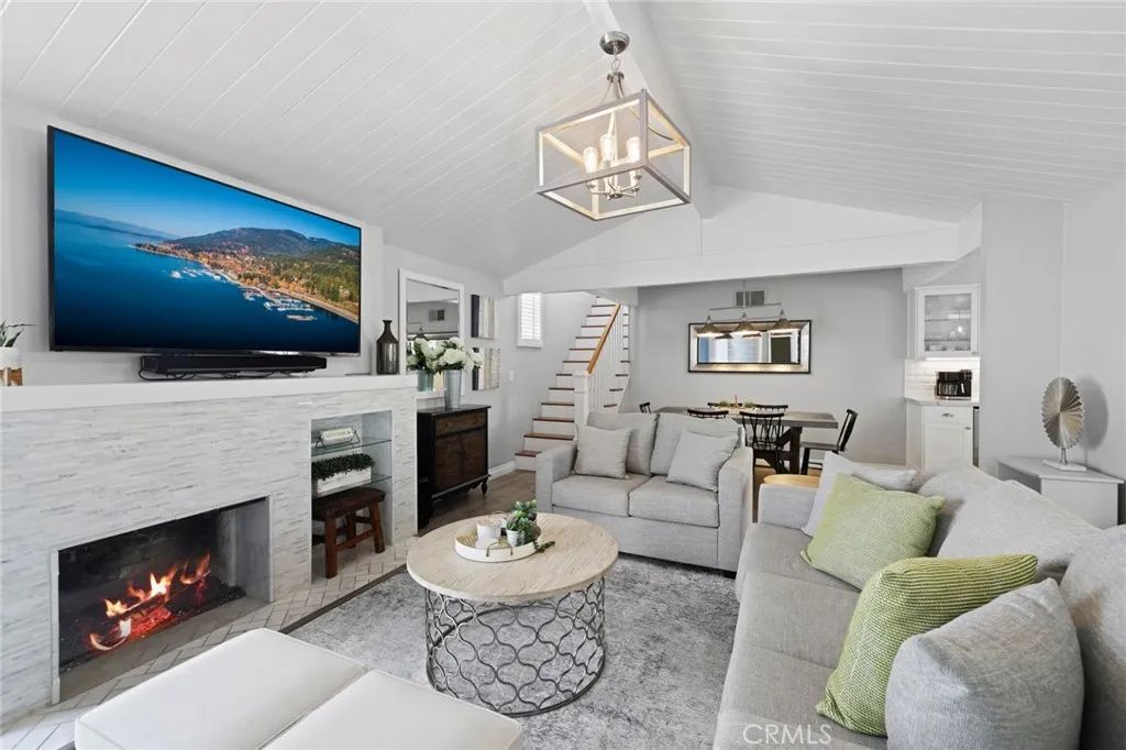 412 Colton Street, Newport Beach, CA 92663