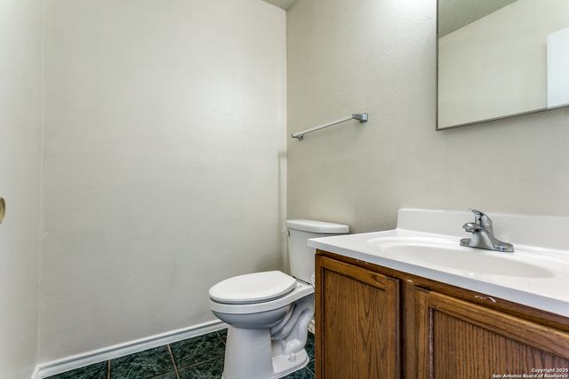 6019 Lyndell, San Antonio, TX 78244