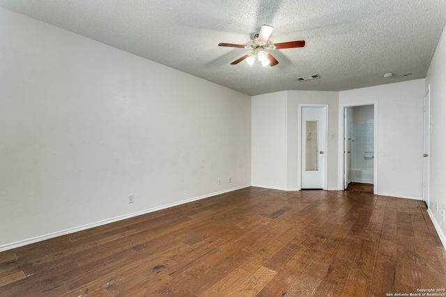 6019 Lyndell, San Antonio, TX 78244