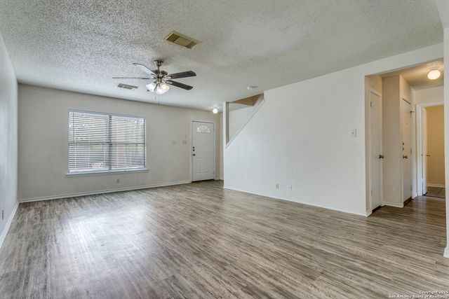 6019 Lyndell, San Antonio, TX 78244