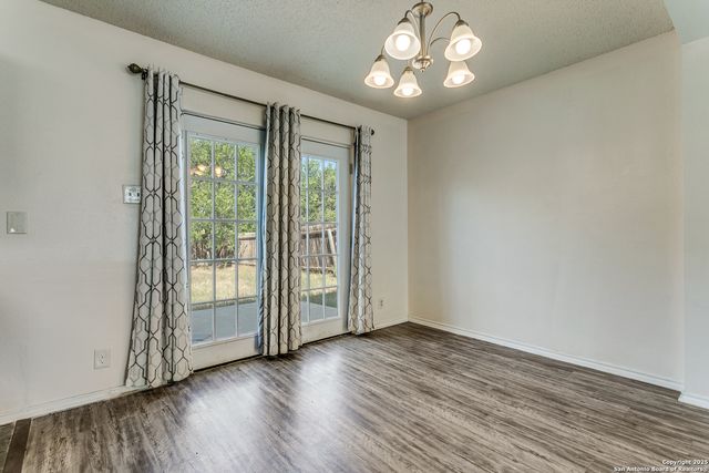 6019 Lyndell, San Antonio, TX 78244