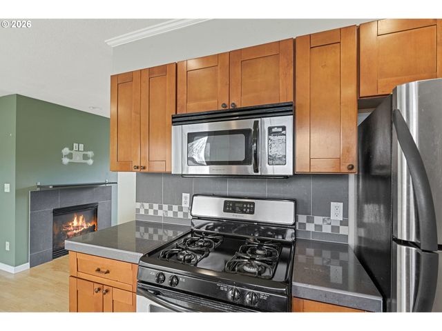 3925 Sw MULTNOMAH Blvd 201, Portland, OR 97219