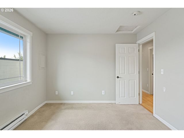 3925 Sw MULTNOMAH Blvd 201, Portland, OR 97219