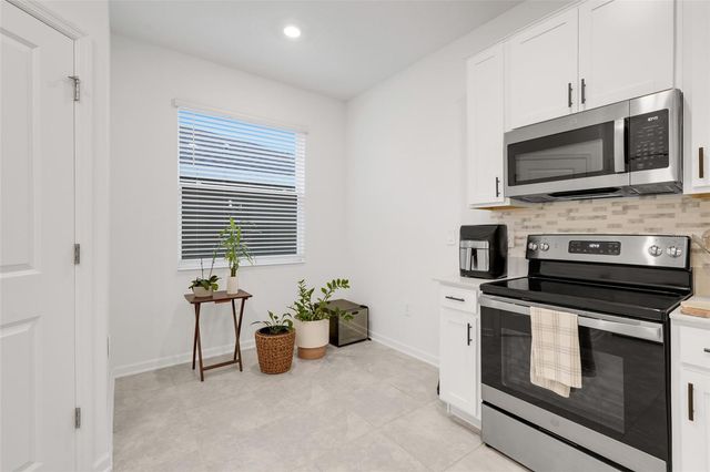 356 HEROIC ROAD, Davenport, FL 33837