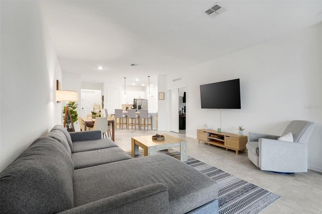 356 HEROIC ROAD, Davenport, FL 33837