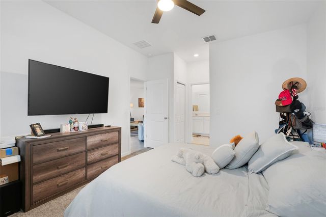 356 HEROIC ROAD, Davenport, FL 33837