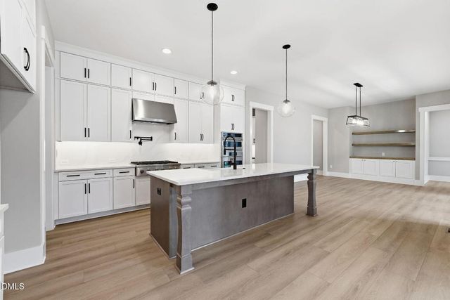 318 Ivy Ridge Road, Chapel Hill, NC 27516