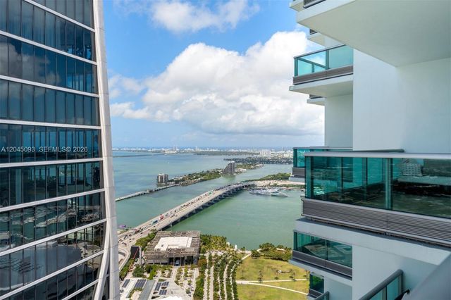 900 Biscayne Blvd 5812, Miami, FL 33132