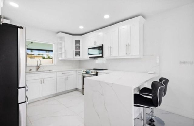 4508 W ELM STREET, Tampa, FL 33614