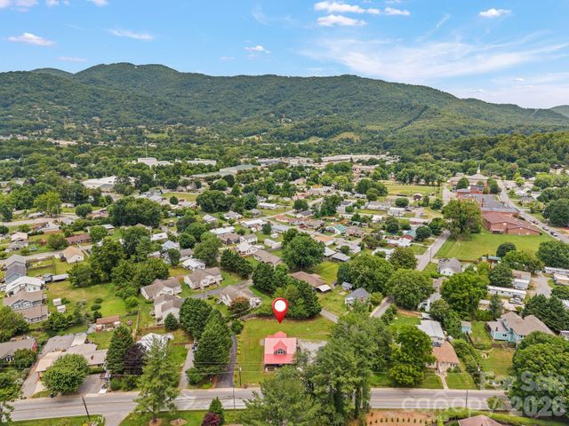 1434 S Main Street, Waynesville, NC 28786