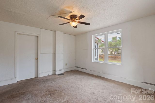 1434 S Main Street, Waynesville, NC 28786