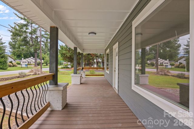1434 S Main Street, Waynesville, NC 28786