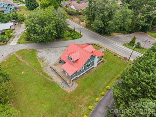 1434 S Main Street, Waynesville, NC 28786
