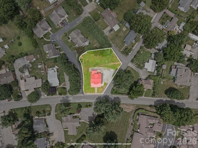 1434 S Main Street, Waynesville, NC 28786