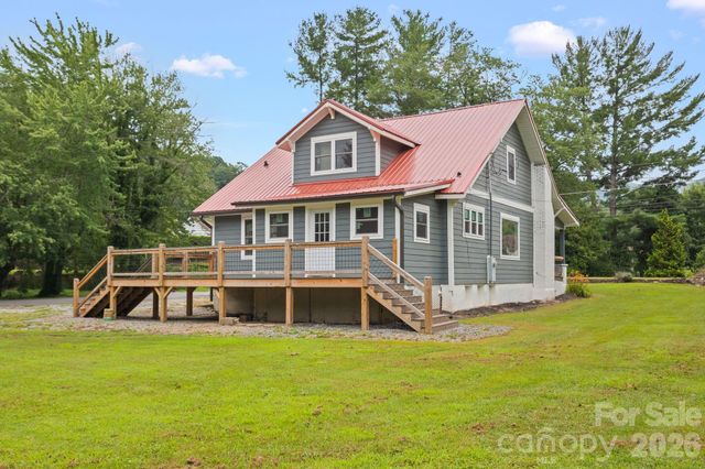 1434 S Main Street, Waynesville, NC 28786