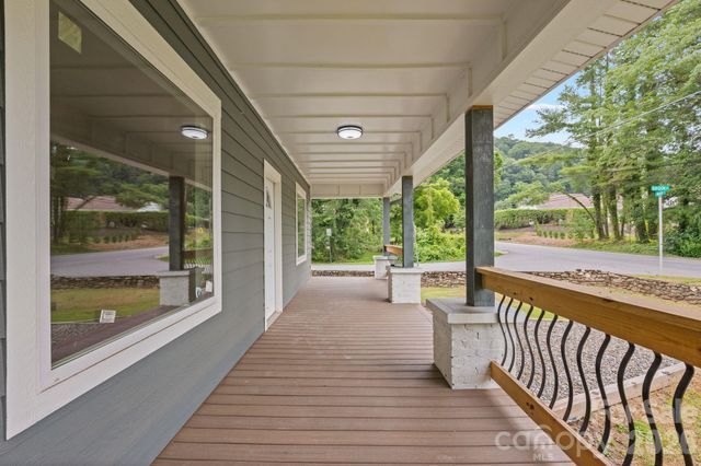 1434 S Main Street, Waynesville, NC 28786