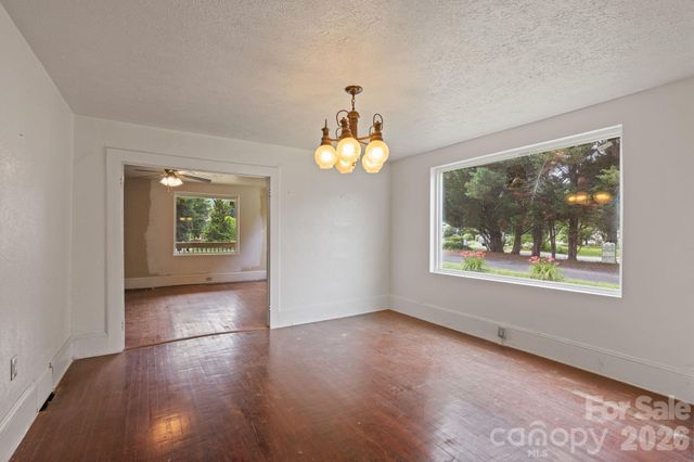 1434 S Main Street, Waynesville, NC 28786