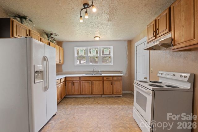 1434 S Main Street, Waynesville, NC 28786