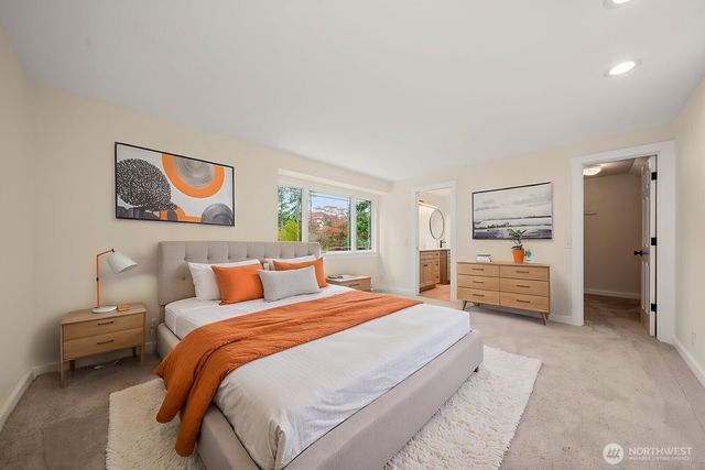 3943 S 271st Place, Kent, WA 98032