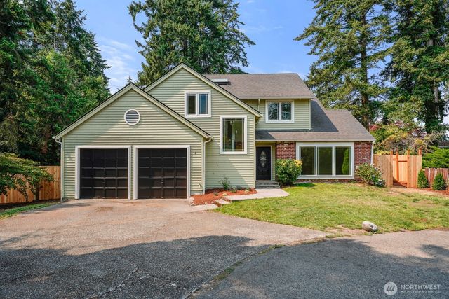 3943 S 271st Place, Kent, WA 98032