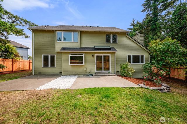 3943 S 271st Place, Kent, WA 98032