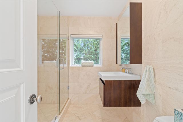 2625 NE 12th Street, Fort Lauderdale, FL 33304