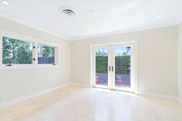 2625 NE 12th Street, Fort Lauderdale, FL 33304