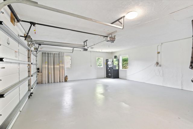 2625 NE 12th Street, Fort Lauderdale, FL 33304