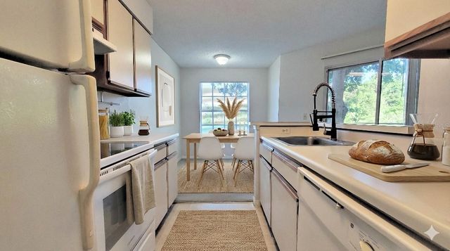 1079 S HIAWASSEE ROAD 1114, Orlando, FL 32835