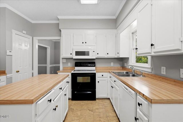 202 N Marion Drive, Goldsboro, NC 27534