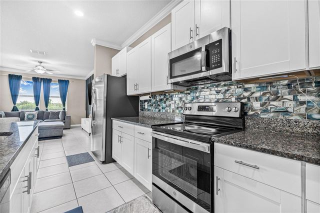 31603 BLUE PASSING LOOP, Wesley Chapel, FL 33545
