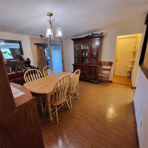5107 CRESTHILL DRIVE, Tampa, FL 33615