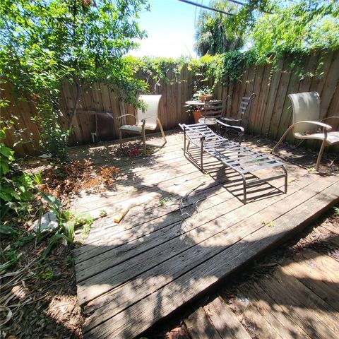 5107 CRESTHILL DRIVE, Tampa, FL 33615