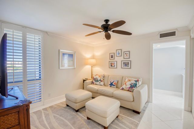 120 Lakeshore Drive 937, North Palm Beach, FL 33408