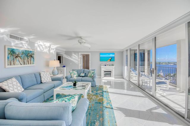 120 Lakeshore Drive 937, North Palm Beach, FL 33408