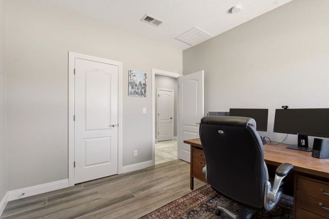 9028 Vista Dibujo Road NW, Albuquerque, NM 87120