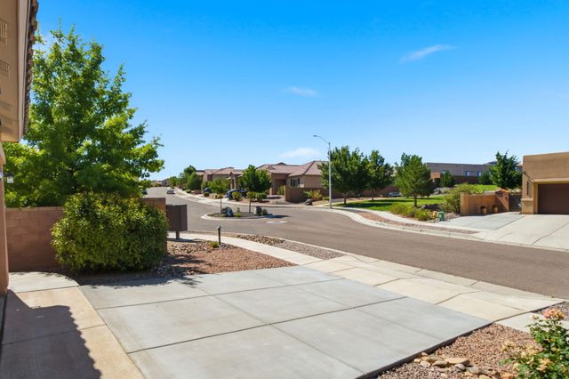 9028 Vista Dibujo Road NW, Albuquerque, NM 87120