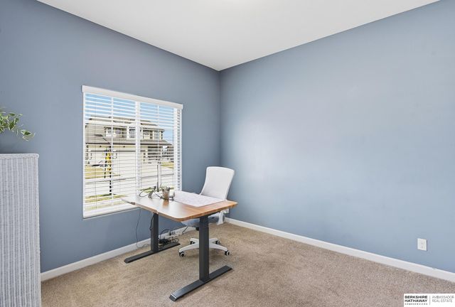 11003 Superior Drive, Papillion, NE 68046