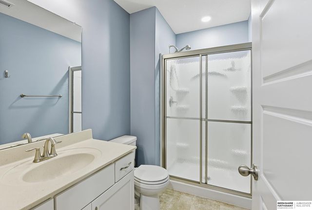 11003 Superior Drive, Papillion, NE 68046