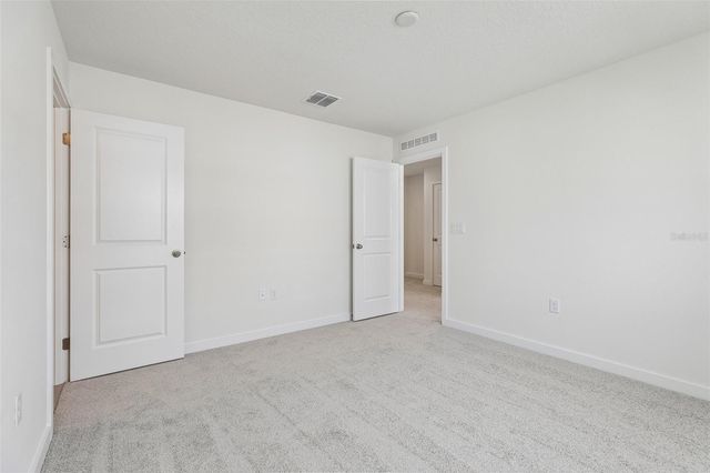 2704 MEADOW CREST DRIVE, St Cloud, FL 34773