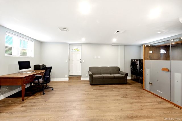 9 Harding Avenue, Yonkers, NY 10704