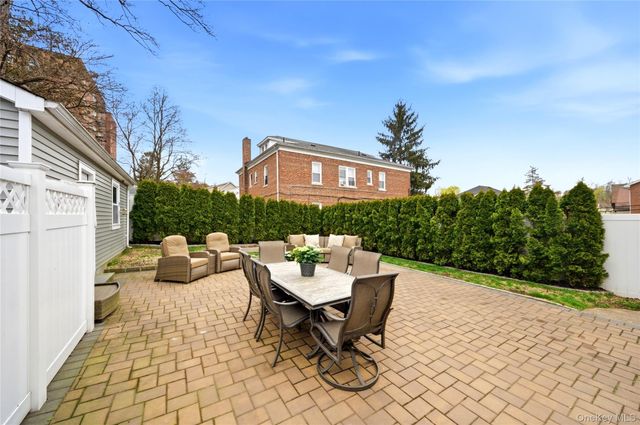 9 Harding Avenue, Yonkers, NY 10704