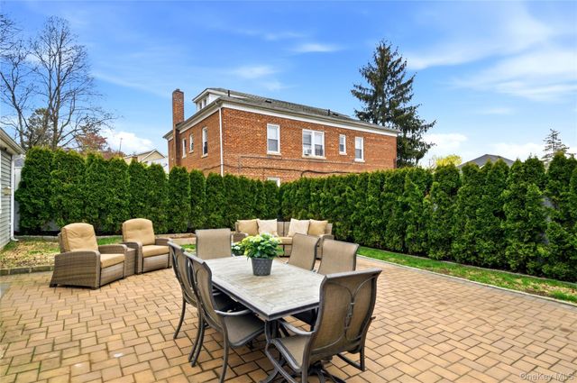 9 Harding Avenue, Yonkers, NY 10704