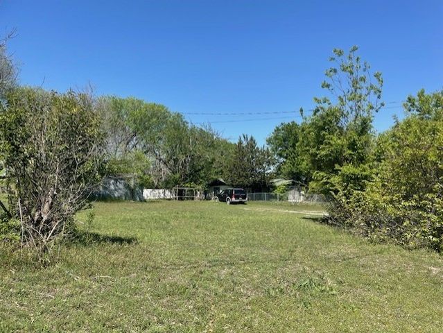 604 Goshen Road, Springtown, TX 76082