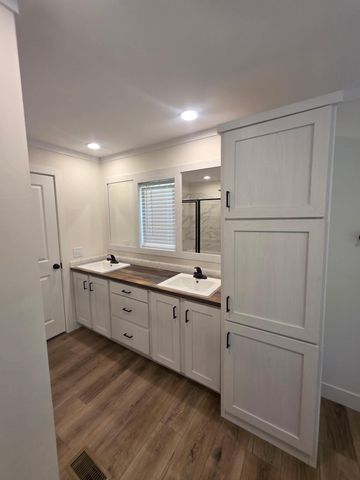 3702 Buck Mountain RD, Roanoke, VA 24018