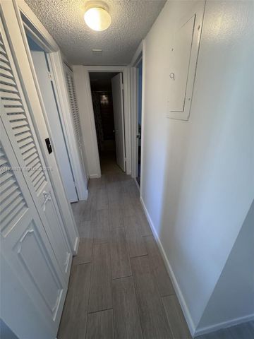 1025 SE 3rd Ave 102, Dania Beach, FL 33004