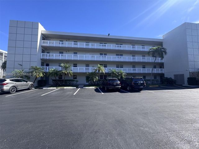 1025 SE 3rd Ave 102, Dania Beach, FL 33004