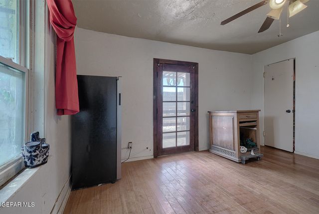 7233 STILES, El Paso, TX 79915