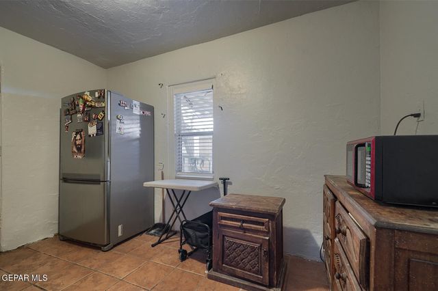 7233 STILES, El Paso, TX 79915